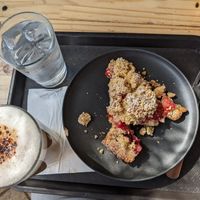 Crumble de prune / plum crumble at AmaZone Cafe in Moliets