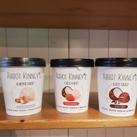 Vegan yogurt at La Huchette in Mons