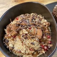 Overnight oats  at NOAMS Deli in Giessen