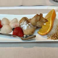 Vegan dessert: fruit, baked banana and some sticky rice at Thong Thai in Wemeldinge