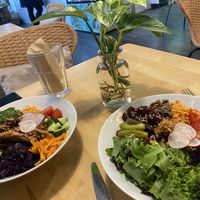 Tsikin bowl & tofu bowl  at Rohe in Tallinn