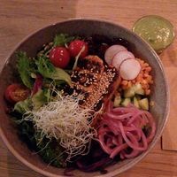 Tempteh bowl at Rohe in Tallinn