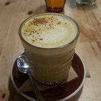 Golden spiced latte at Rohe in Tallinn