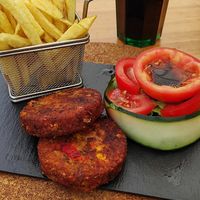 Vegan burger at Balcao 47 in Evora