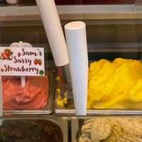 vegan strawberry & mango  #Veganuary at Milkissimo Gelato in San Diego