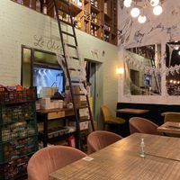 Small but nice, and more seating outside at Cremat 11 in Barcelona