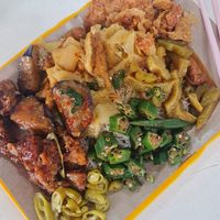 $7 Lunch 😍 ~ 16/1/23 at Yuan Man vegetarian 缘满素食 in East Singapore