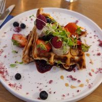 Vegan waffles with cashew butter at Little Dancer in Linz