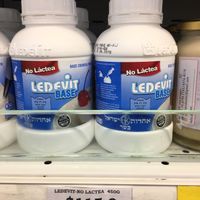 Crema ledevit no lactea at Casa China Supermercada in Buenos Aires