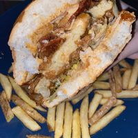 Hamburguesa por dentro  at Thunder Vegan - Malasaña in Madrid