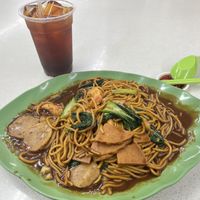 The best Veg Hokkien Mee in town💪🏻👍🏼  at Daily Green 吉祥素 -  Yishun St in North Singapore