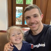 Me & Milo  at The Village Rest in Luss