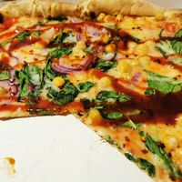 Vegan pizza with barbecue sauce at La Pizza Berra in Liberec