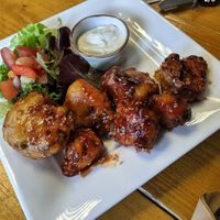 The cauliflower wings of my dreams at The Eating Gorilla in Penrhyndeudraeth