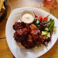 spicy buffalo cauli wings at The Eating Gorilla in Penrhyndeudraeth