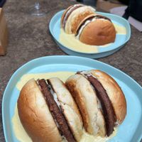 Hamburger at OMM INN in Eskisehir