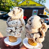 Vegan Oreo ice cream at Dairy Corner in Scarborough