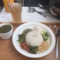 I had the hakka leicha and a lemongrass iced tea 🌞🫶🏼  at Minf Houze Vegan Cafe in Kuala Lumpur