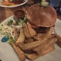 Veganer Burger   at Chill Cafe in Ella