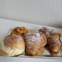 my picks at Dolce Capriccio Pasticceria in Oviedo