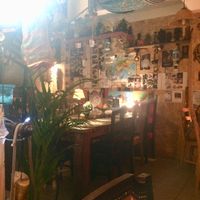 cozy interior + decoration at Roots Experience in Lisbon