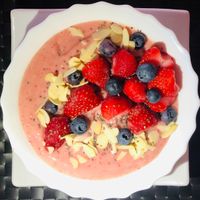 Smoothie bowl at Mint in St Kanzian