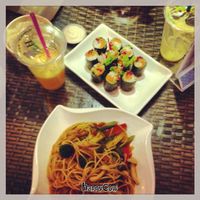 food)) at Xing Hua Vegetarian 兴化美食 - Albert Mall in Central Singapore