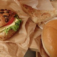 Belegtes Käsebrötchen, Streuselkuchen und Hörnchen at Bäcker Göing - Bödekerstr 85 in Hannover