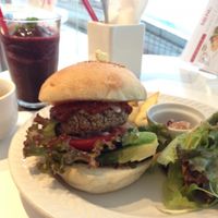 Vegan hamburger and berry smoothie at Hanada Rosso in Tokyo