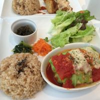 Cabbage roll lasagna  at Hanada Rosso in Tokyo