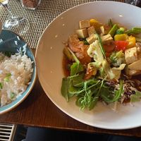wok vegetables with jasmine rice  at Heat in Stroemstad