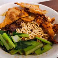 Bakmi ayam yummy at Warung Ijo in Central Singapore