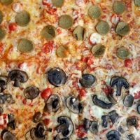 Vegan sausage and mushroom at Artistic Pizza in New York City