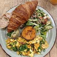 Power breakfast 42:- at Fitagain in Krakow