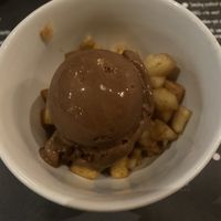 Apple with cinnamon and chocolate ice cream at 't Zusje in Terneuzen