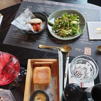 Vegan pita en groene aspergesalade at 't Zusje in Terneuzen