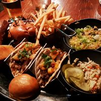 Vegan BBQ platter, 55 CAD at Rusty's at Blue in The Blue Mountains