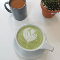 Matcha latte and coffee at Leaves House || in Montreal