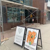 Store Front at Leaves House || in Montreal