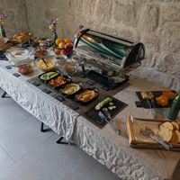 vegan buffet at Urban & Veggie in Dubrovnik