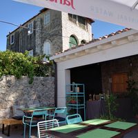 The outdoor seating area at Urban & Veggie in Dubrovnik