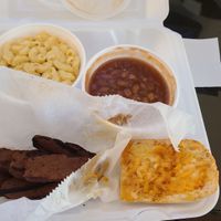 Ribz plate, mac and cheese and baked beans at Smokee Mo's St Louis BBQ in St Louis