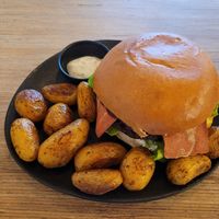 Le bacon& Cheeseburger burger, sehr gut at Not Dog in Nice