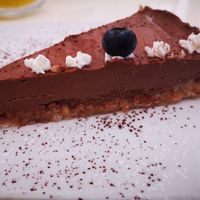 Vegan cake at Muà in Genoa