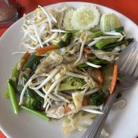 wide flat rice noodle, very fresh w alot of veg.  at P & T Hostel in Koh Samui