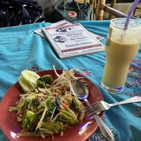 Pad Thai (60 Baht!!!)  at P & T Hostel in Koh Samui