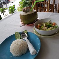 Green curry with tofu at P & T Hostel in Koh Samui