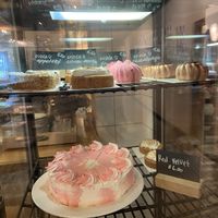 Some pastries in the fridge. The lemon merengue tartelette is quite nice, but expensive for what you get at De Groene Afslag in Bussum
