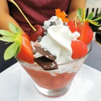 Romanov strawberries at Le Vegetarium in La Gacilly