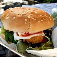 Nugget Burger at Veganland in Neuss
